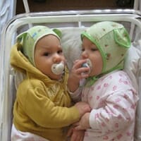 Саша и Паша Санюкевичи