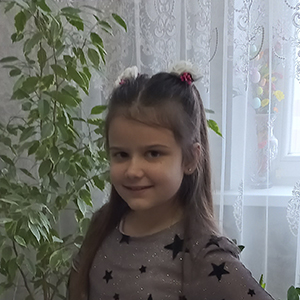 ЛИЗА ИВАНОВА